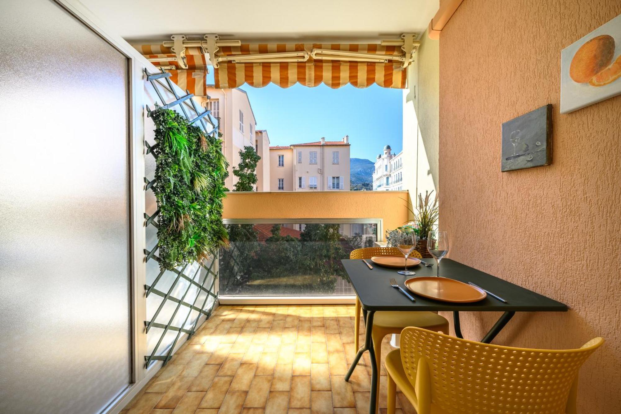 "Charmant Studio" Plein Centre, Calme, Terrasse Menton Eksteriør billede