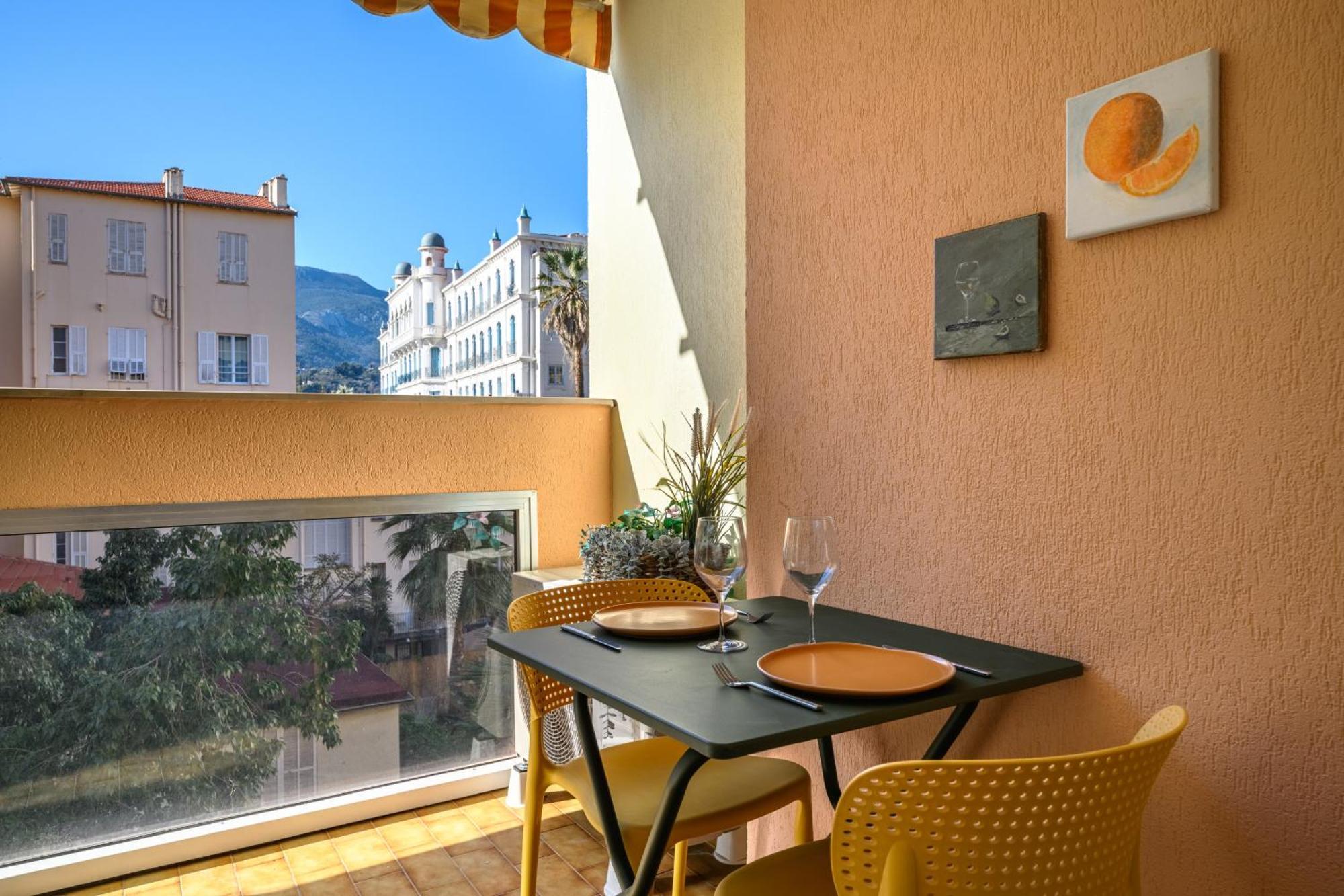 "Charmant Studio" Plein Centre, Calme, Terrasse Menton Eksteriør billede